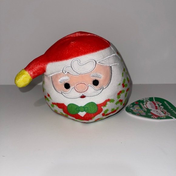 Squishmallows Nick the Santa Claus & Nicolette the Mrs. Claus 5" Flip A Mallow - Picture 2 of 9